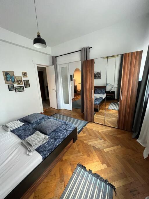 Apartament Ultracentral Universitate Bucharest Exterior photo