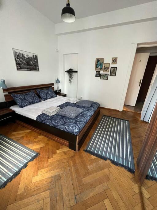 Apartament Ultracentral Universitate Bucharest Exterior photo